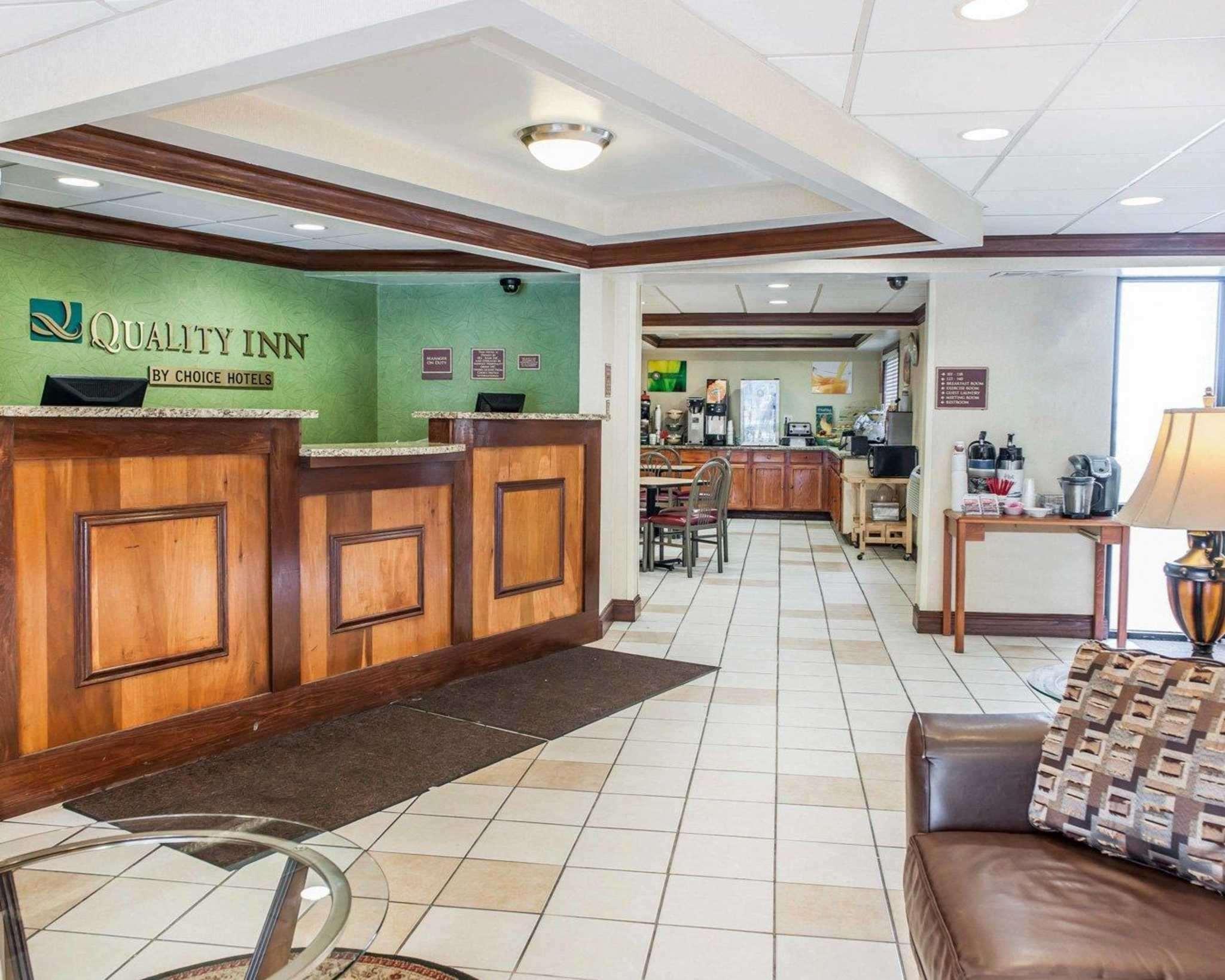 Quality Inn South Индианаполис Екстериор снимка